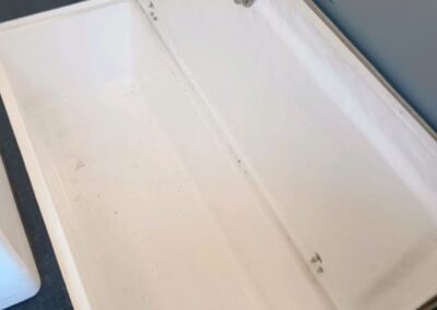 Orcat 4800 underdeck fish hatch