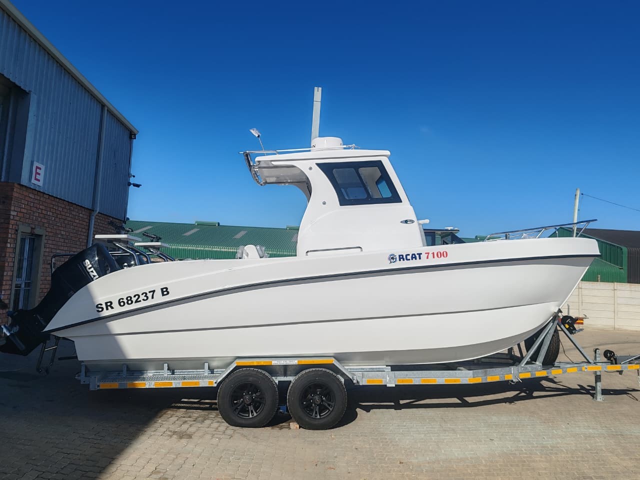 Orcat 7100 Walk-Around Wheelhouse